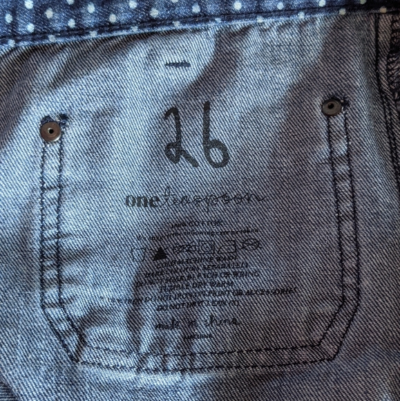 One Teaspoon distressed short shorts - Picture 8 of 10